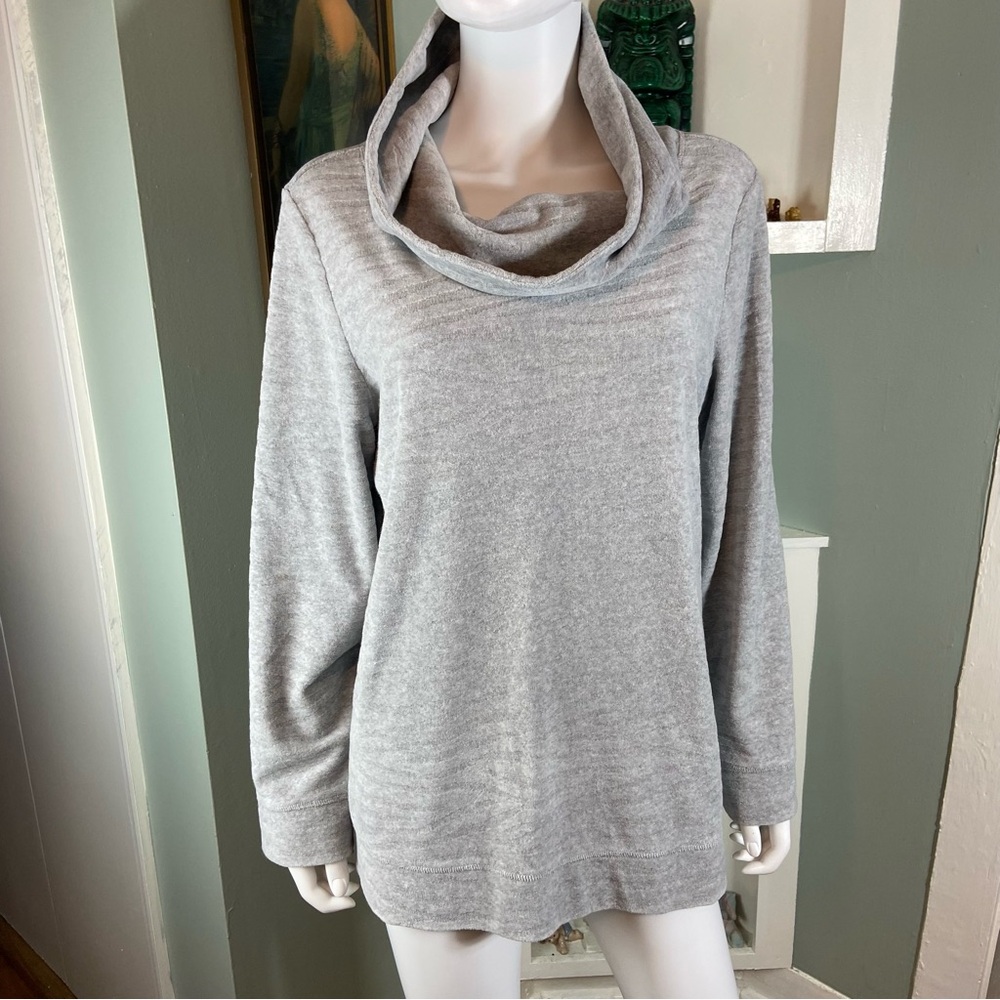 Zenergy Chicos Sz 2 Velour Gray Tiger zebra Striped Cowl Neck Sweater Sweatshirt